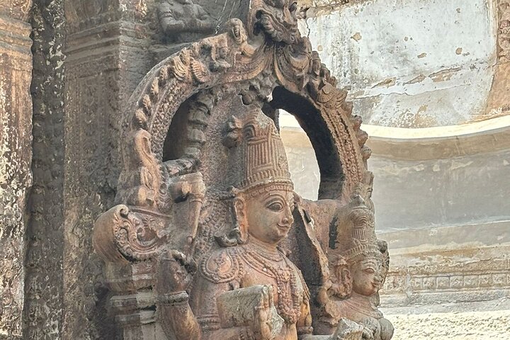 Madurai Walks : City Highlights Temple and Market Tour