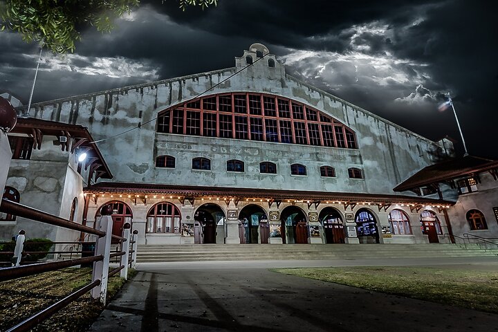 Stockyard Shadows: Wicked Fort Worth Ghost Tours