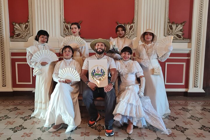Fun Walking Tour of San Salvador's Historic Center
