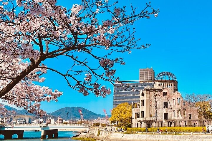 Hiroshima and Miyajima 1 Day Bus Tour With lunch