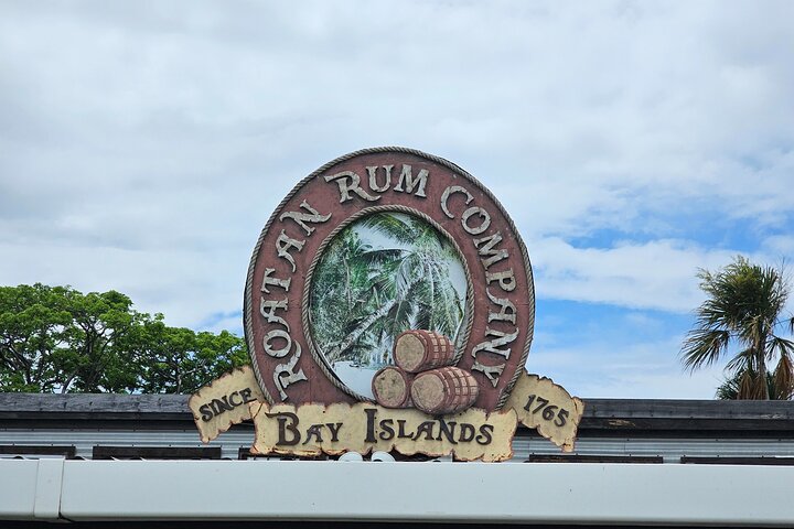 Roatan Jungle Top Zip Line, Wildlife Eco-Park and Snorkel