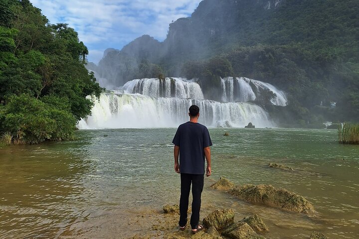 2 Days Motorbike Tour Ban Gioc Waterfall & Mt. Angel Eye Hike