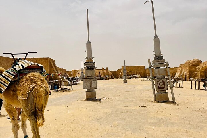 2 Day Private Desert Adventure to Tunisia Sahara Camp and Ruins