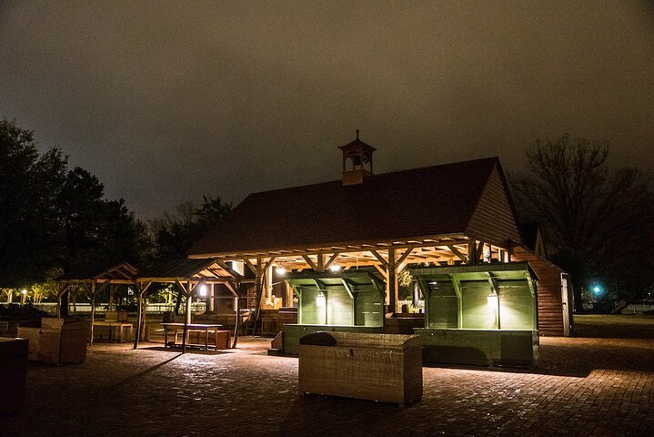 Whispers of Williamsburg Haunted Ghost Tour with Add-on options
