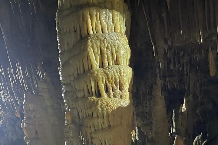 Full-Day Tour to the Rey Marcos Caves & Nature from Coban