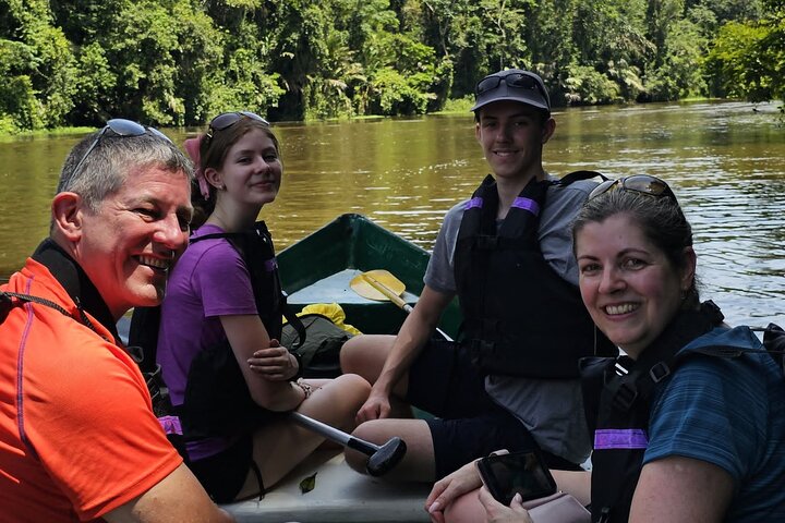 Canoe tour in Tortuguero National Park