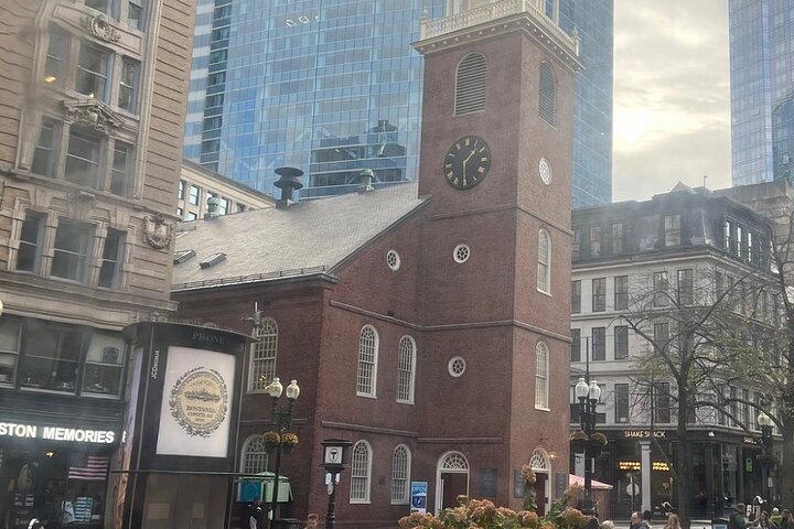 80-Minutes NON-STOP Trolley of Historic Boston and Freedom Trail