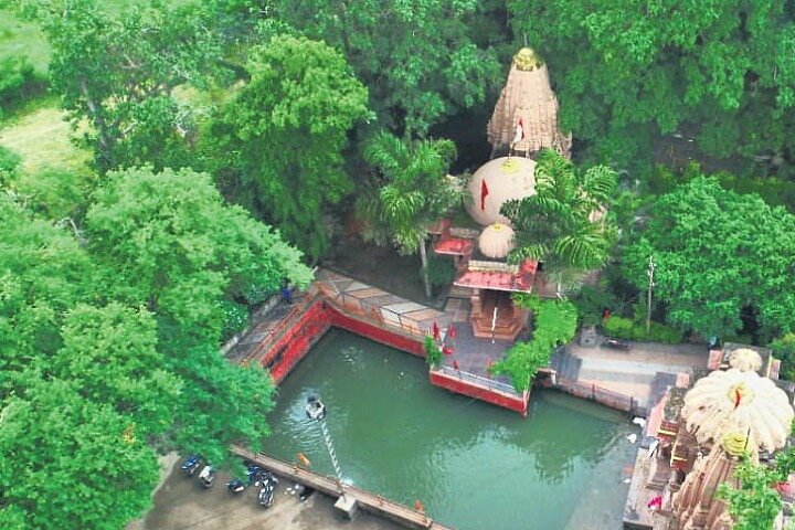 3 Days Ujjain Mahakal and Omkareshwar Jyotirlinga Darshan Tour
