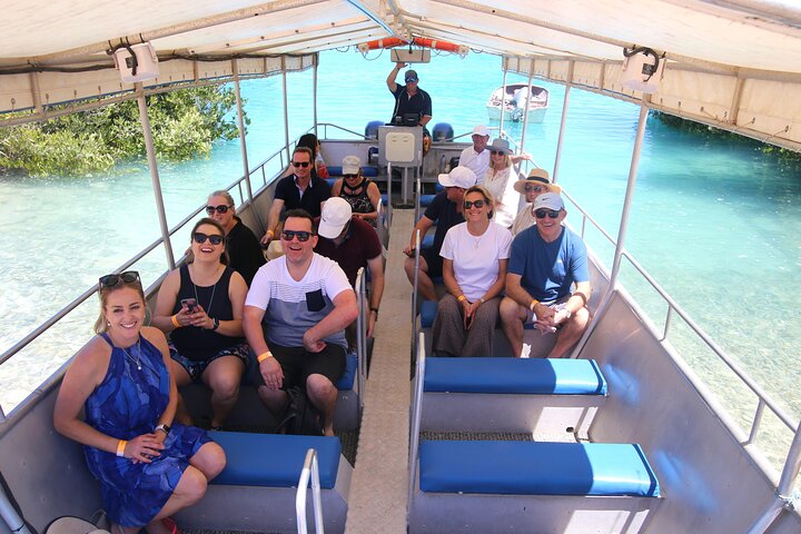 Pearls & Coast: 35-Minute Helicopter Flight & Willie Creek Tour