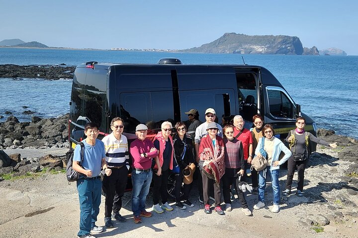 Private Half Day South and West Tour in Jeju Island
