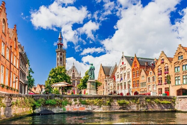 Best Bruges Cruise-Friendly Tour including Canal Boat Ride