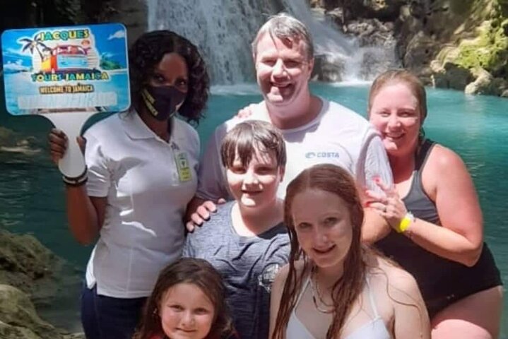 Jamaica Blue Hole, Konoko Falls, River Tubing and Riding Horse