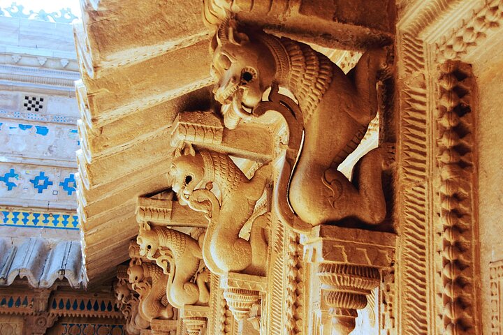 A Trip of Khajuraho, Orchha, Gwalior, Jhansi from Delhi in 5 Day
