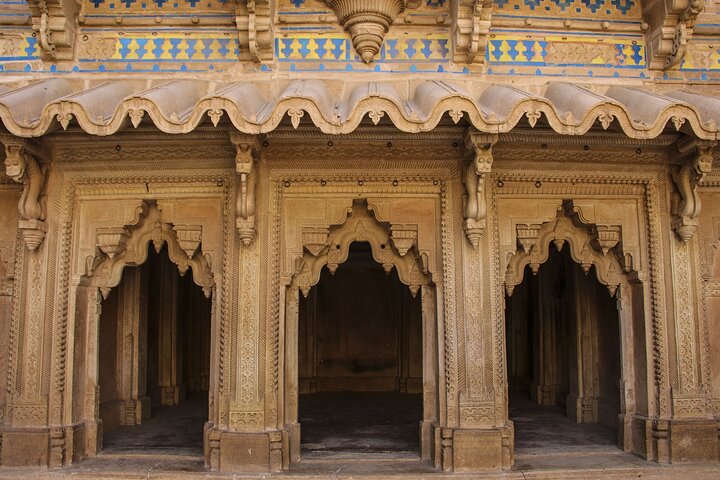 A Trip of Khajuraho, Orchha, Gwalior, Jhansi from Delhi in 5 Day