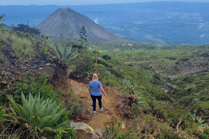Santa Ana Volcano Hike & Lunch at Coatepeque Lake (Private Tour)