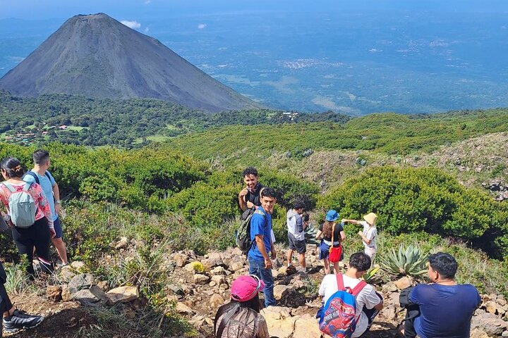Santa Ana Volcano Hike & Lunch at Coatepeque Lake (Private Tour)
