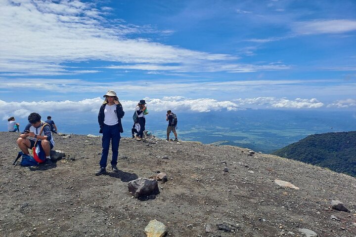 Santa Ana Volcano Hike & Lunch at Coatepeque Lake (Private Tour)