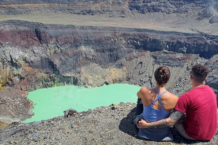 Santa Ana Volcano Hike & Lunch at Coatepeque Lake (Private Tour)