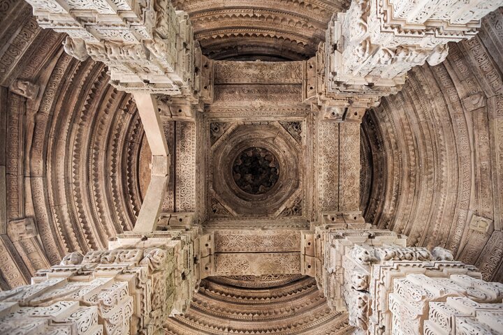 A Trip of Khajuraho, Orchha, Gwalior, Jhansi from Delhi in 5 Day