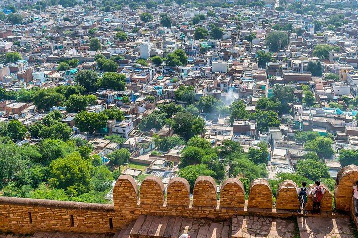 A Trip of Khajuraho, Orchha, Gwalior, Jhansi from Delhi in 5 Day