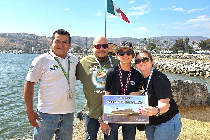 Private excursion to Bufadora and flea market
