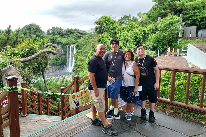 Private Half Day South and West Tour in Jeju Island