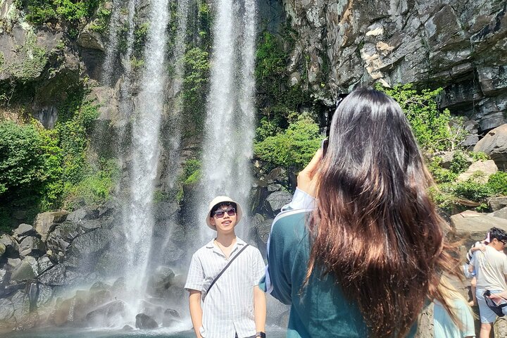 Private Tour in South and East in jeju island