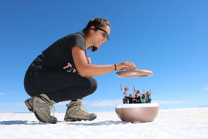 Uyuni Salt flat 2 day+sunset at Salt Water Region + Mirror effect
