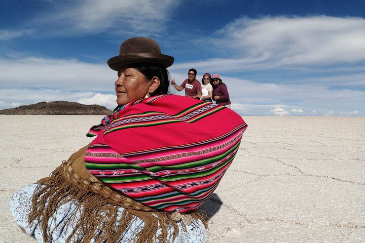 Uyuni Salt flat 2 day+sunset at Salt Water Region + Mirror effect