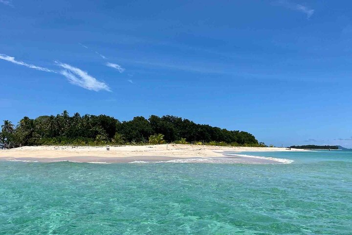 Bocas del Toro Island Hopping Day Tour in Zapatilla Beach