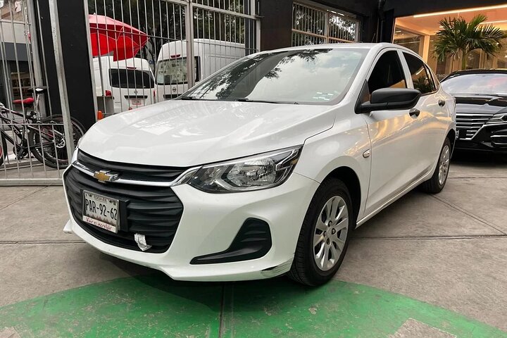 Private transfer between Leon BJX Airport and Guanajuato City