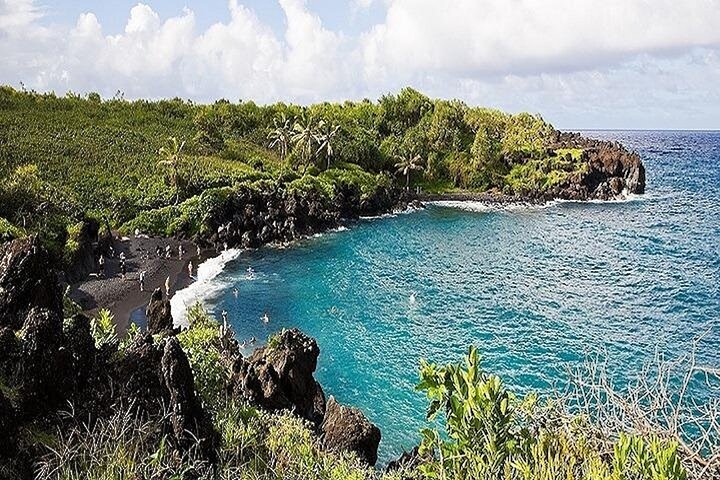 Private Road to Hana Rainforest & Waterfall Experience from Maui