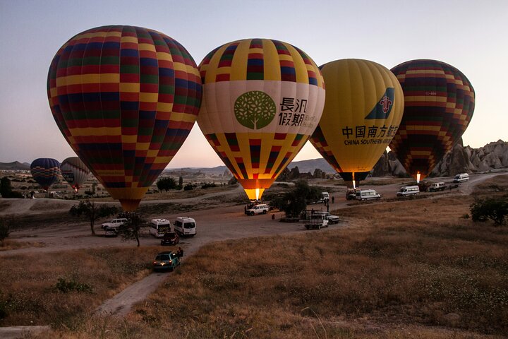 Cappadocia: Hot Air Balloon Tour Sunrise Flight