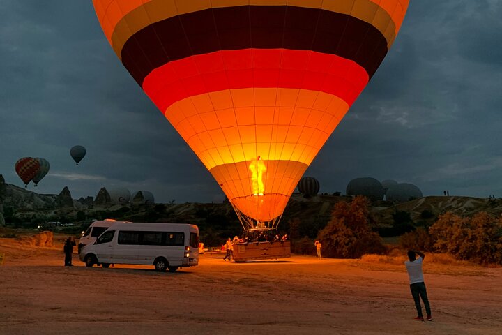 Cappadocia: Hot Air Balloon Tour Sunrise Flight