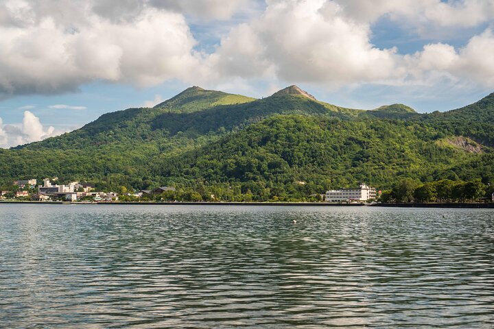 Hike Mt. Usu and visit Lake Toya Day Tour