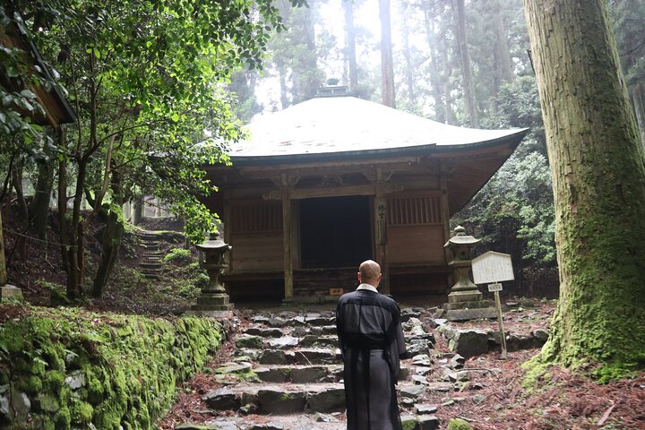 Kyoto: Private Tour of World Heritage Enryakuji and Monk's Town