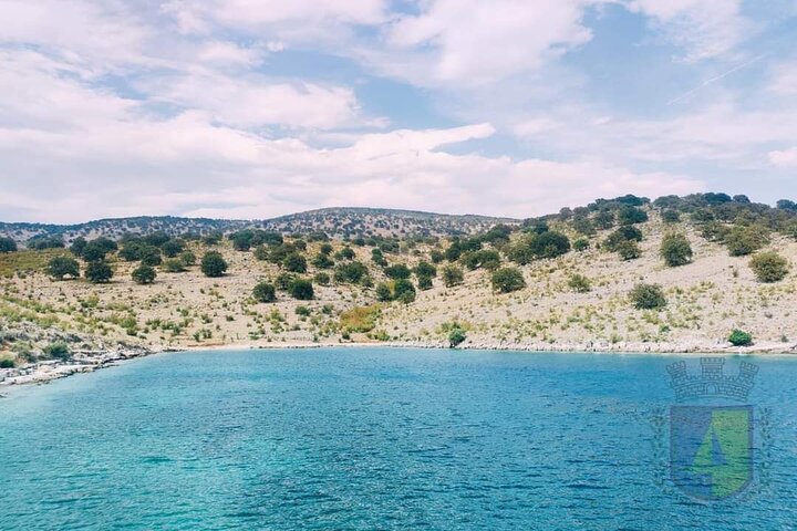 Saranda:Boat Tour to Kakome,Hidden Cave & Beaches,with snorkell.