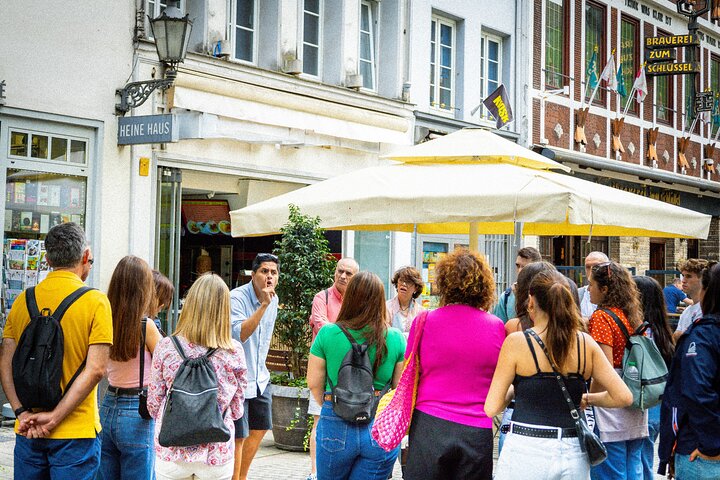 Private Düsseldorf Walking Tour – History, Culture & Hidden Gems