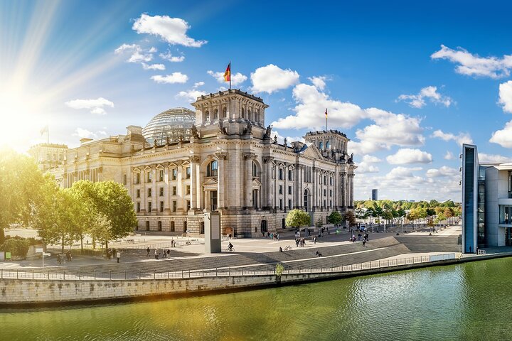 Deluxe Berlin Tour from Warnemunde or Rostock Cruise Port