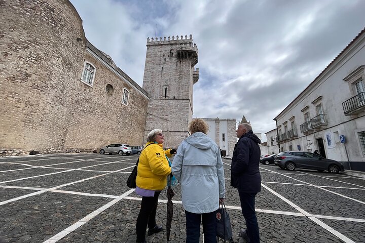 Walking Tour in Estremoz