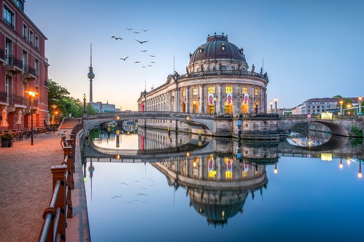 Best Berlin Shore Excursion from Warnemunde, Rortock Cruise Port
