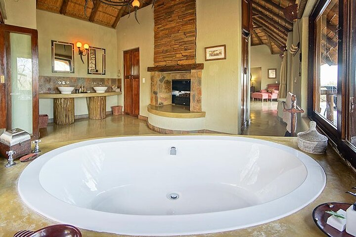1 Night Madikwe Game Reserve