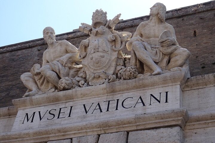 Rome: Vatican Museums & Sistine Chapel Fast Entry -Optional Guide