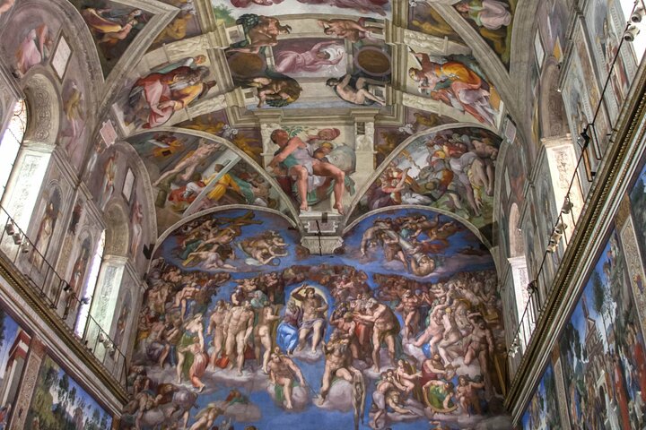 Rome: Vatican Museums & Sistine Chapel Fast Entry -Optional Guide