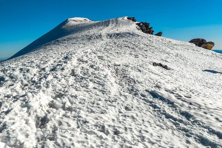 Acotango Volcano 2 Day Private Tour