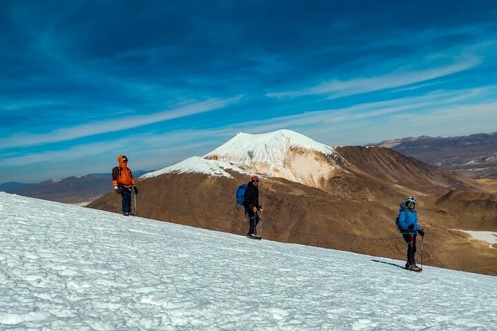Acotango Volcano 2 Day Private Tour