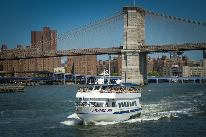New York City 90-Minute Cruise: Lady Liberty, Bridges and Skyline