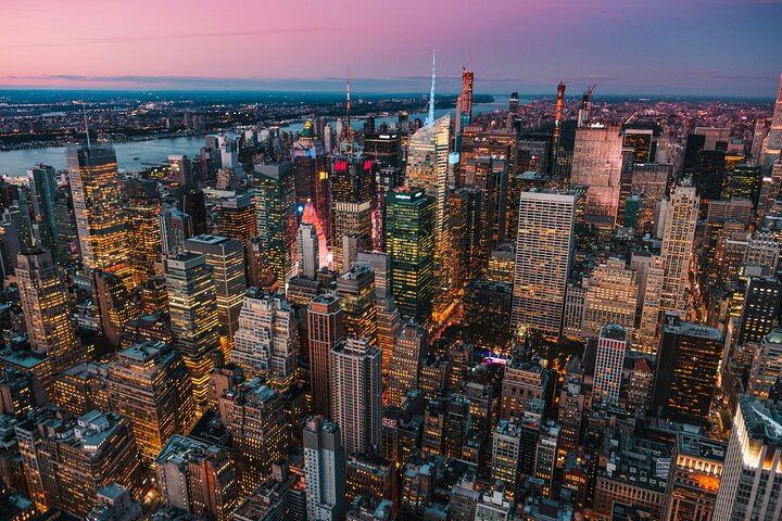 Private Transfer Newark airport to/from Manhattan – Up to 6pax