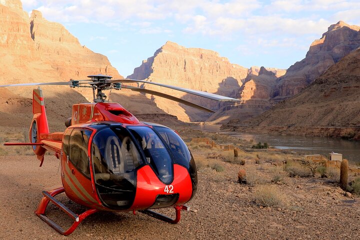 Grand Canyon West, Hoover Dam Stop,Wi-Fi,Optional Lunch & Skywalk