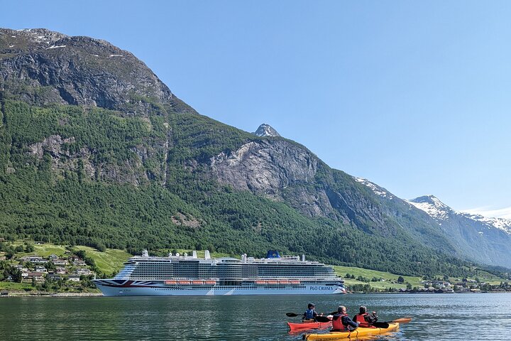 Olden: Easy Kayaking for Beginners on the Fjord